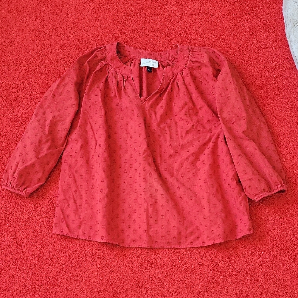 Universal Thread Scarlet Textured Top